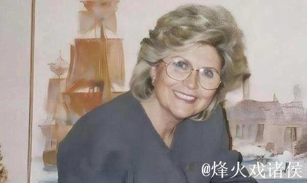 诺丁汉森林老板马里纳基斯悲痛悼念母亲离世 诺丁汉森林老板马里纳基斯悲痛悼念母亲离世